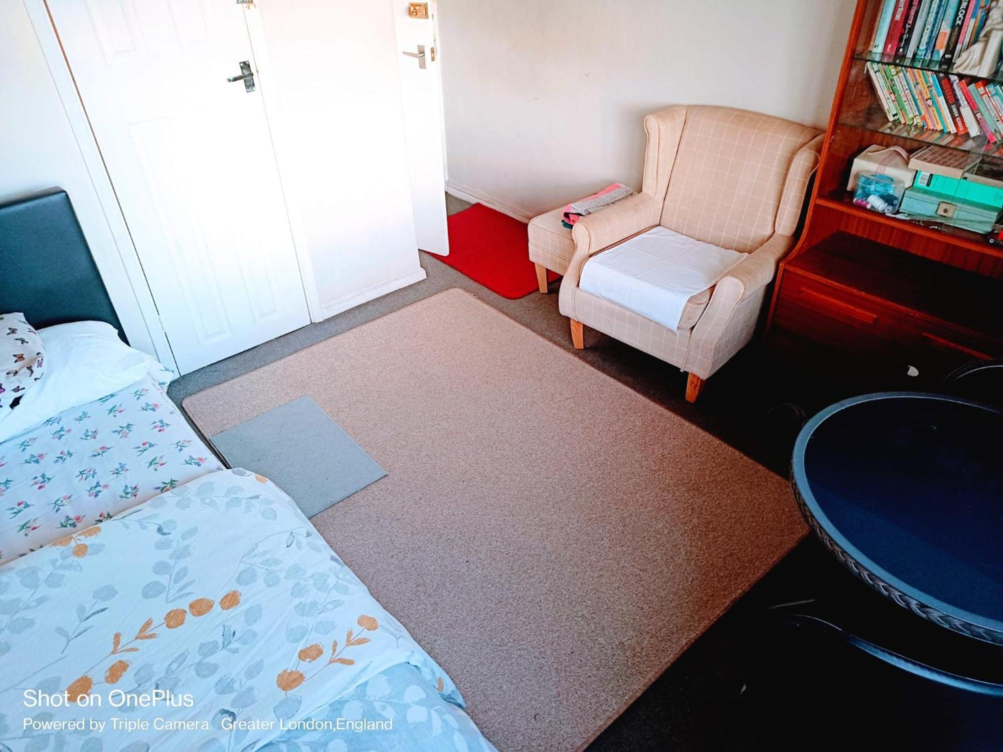 London's B& B * Hornchurch